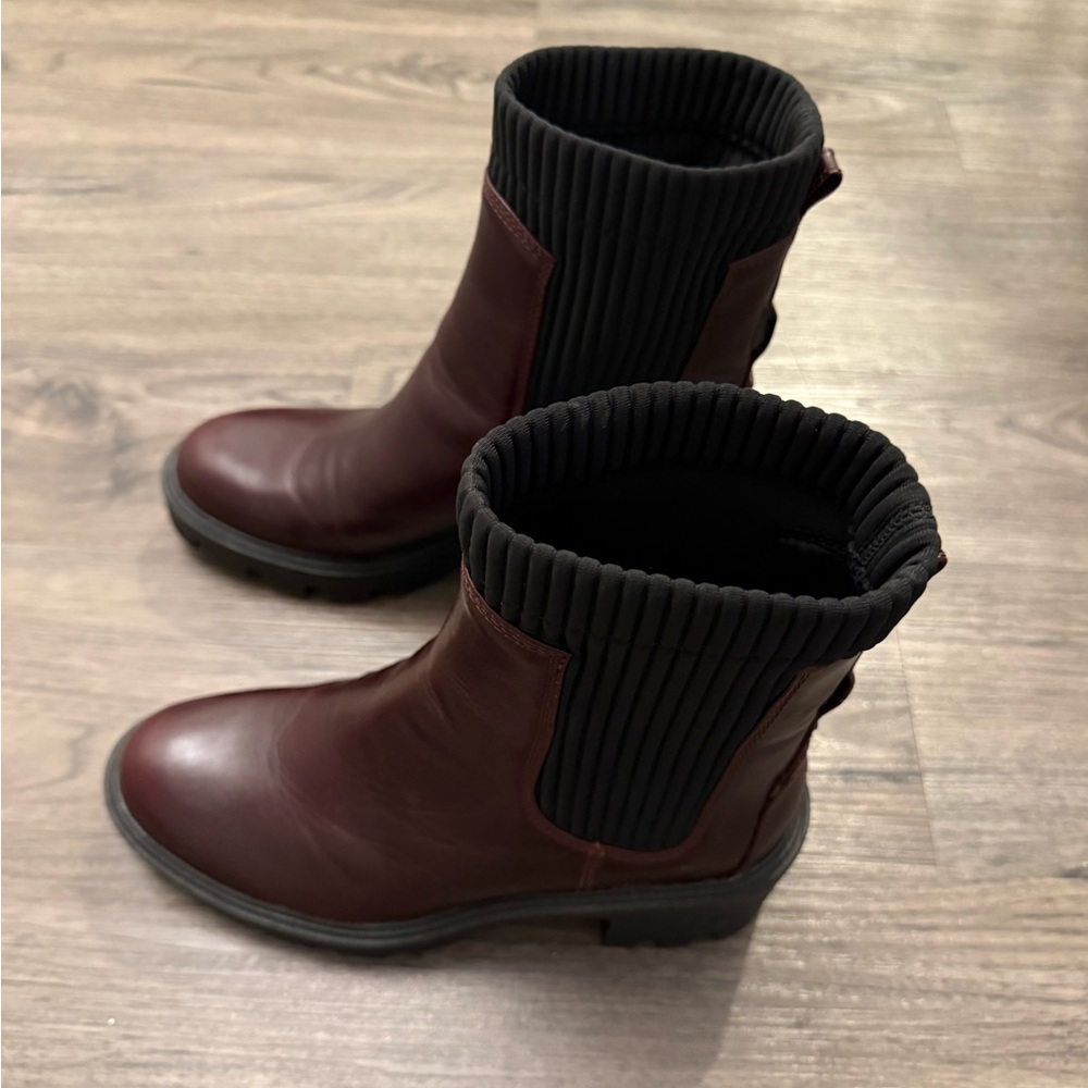 Aldo Burgundy Chelsea Platform High Heel Boots size 10
